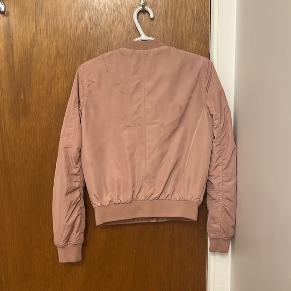 Stradivarius small pink bomber jacket - Picture 2 of 4